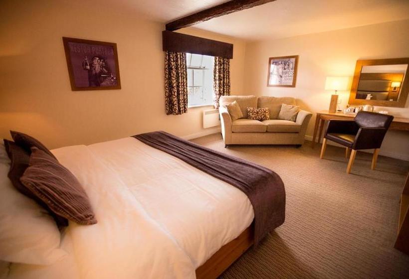 Hotel Guy's Thatched Hamlet