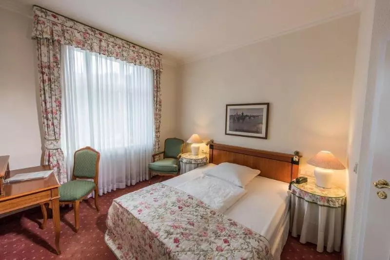 ホテル Kaiserhof Eisenach