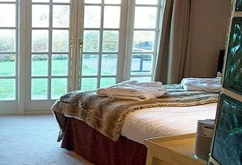 Отель Knockomie