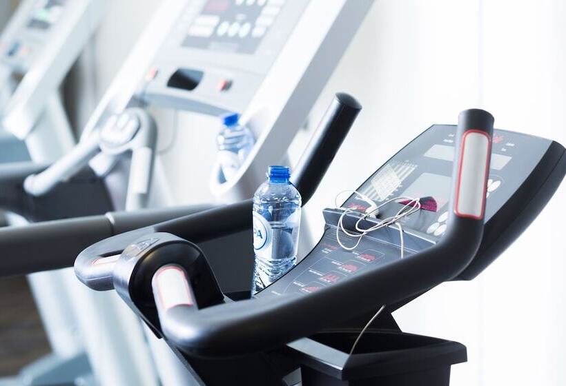 هتل Park Inn By Radisson Antwerp City Centre