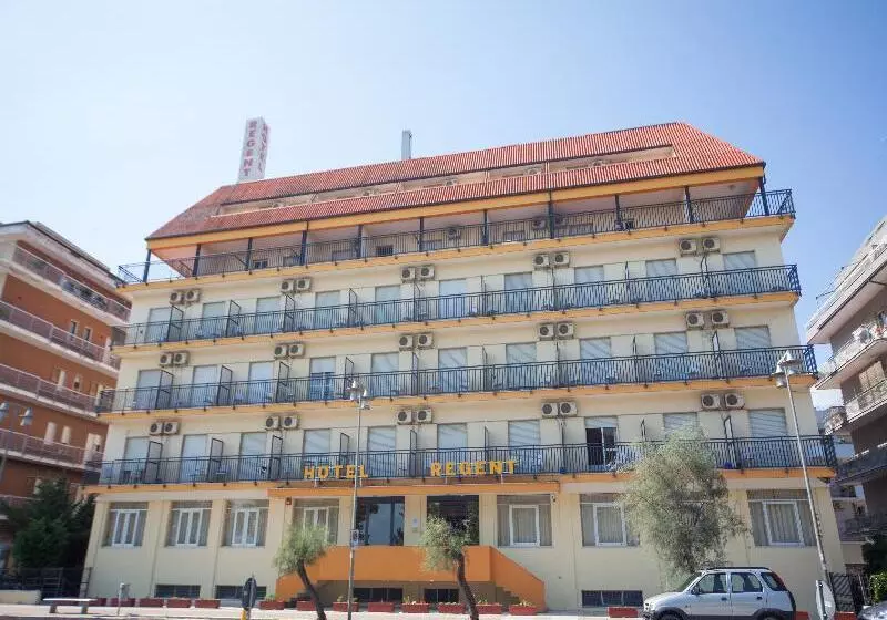 هتل Regent