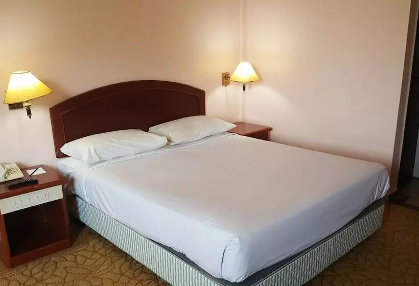 Отель Seri Malaysia Marang