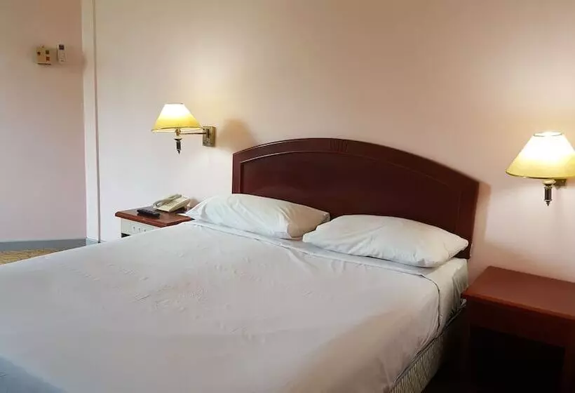 Отель Seri Malaysia Marang