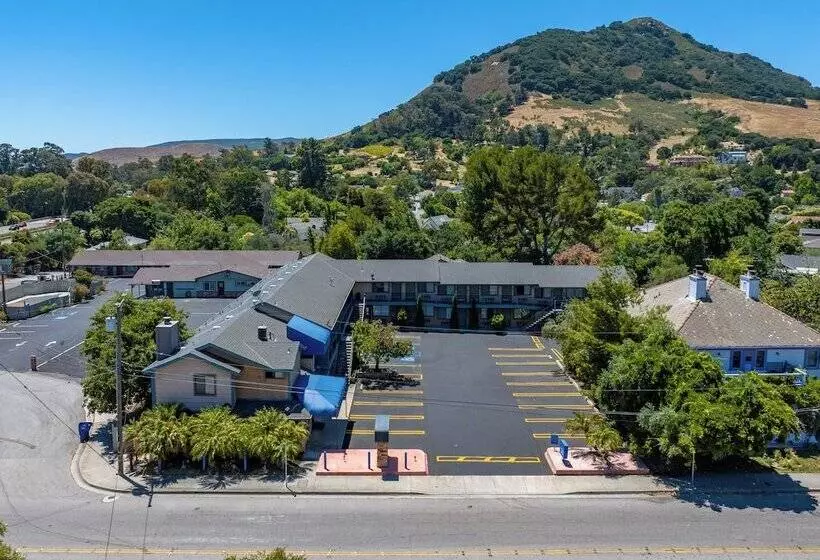 ホテル Downtown Slo Inn   San Luis Obispo