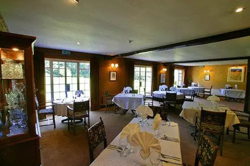 هتل The Three Cocks Coaching Inn