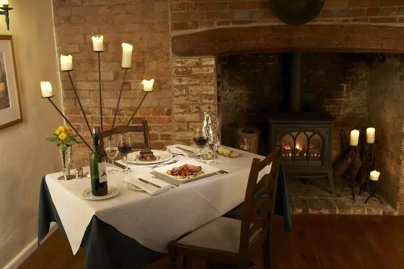 هتل Yalbury Cottage