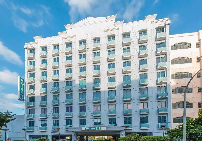 Hotelli 81 Premier Hollywood