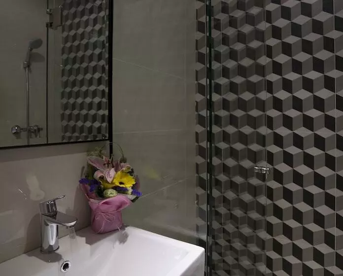 Hotelli 81 Premier Hollywood