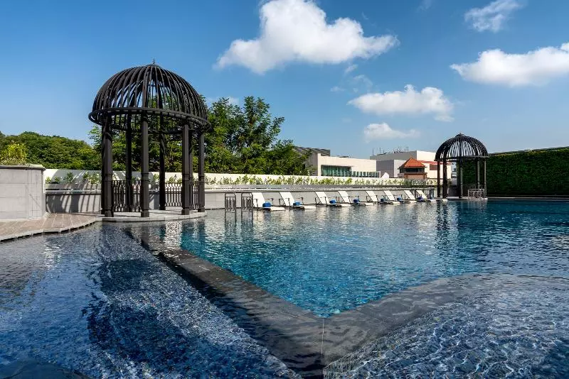 هتل Grand Park City Hall