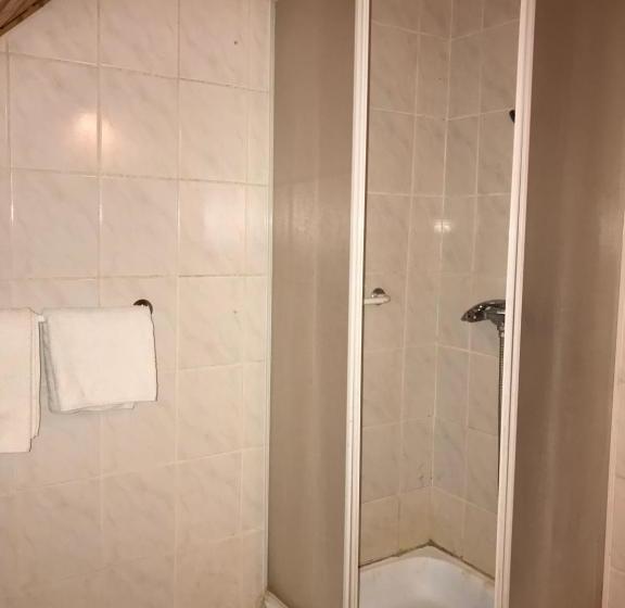 فندق Gösser Club Panzió