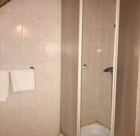 Отель Gösser Club Panzió