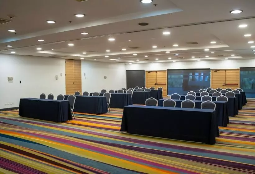 호텔 Hilton San Salvador