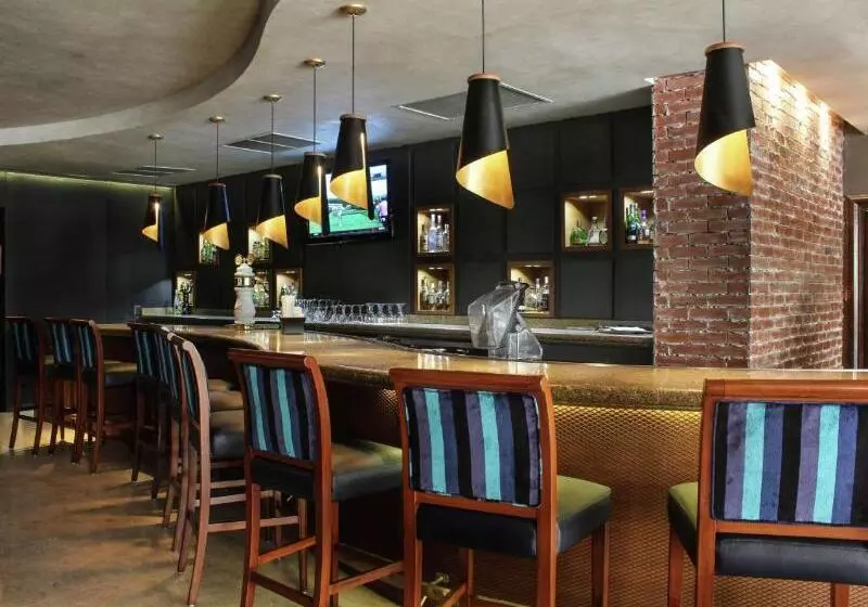 호텔 Hilton San Salvador