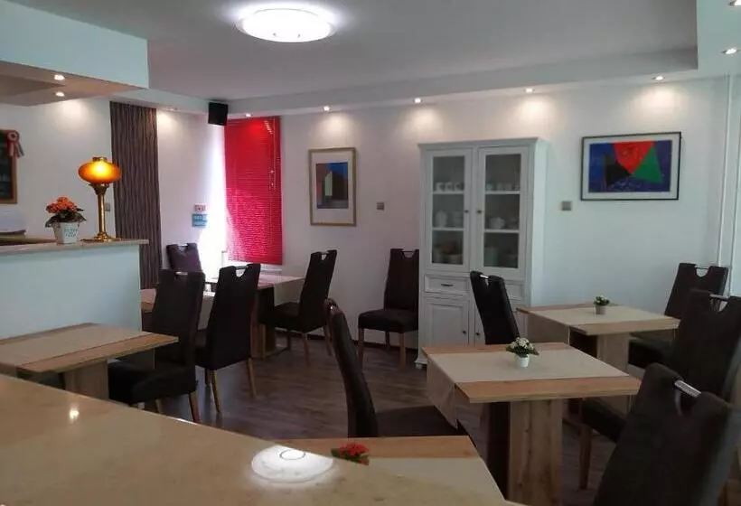 هتل Horváth Fogadó Panzió