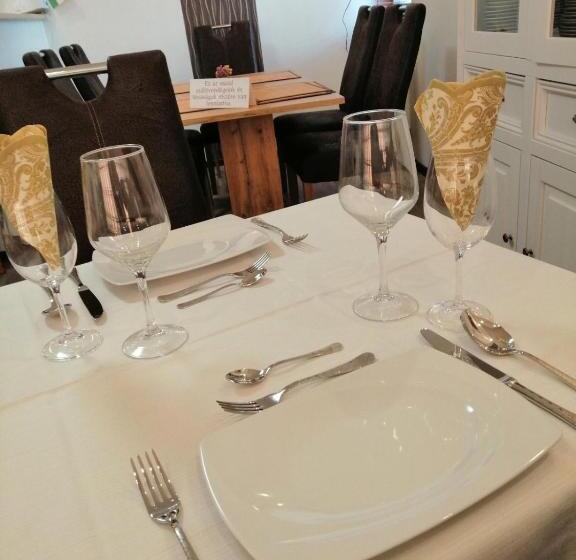 Отель Horváth Fogadó Panzió