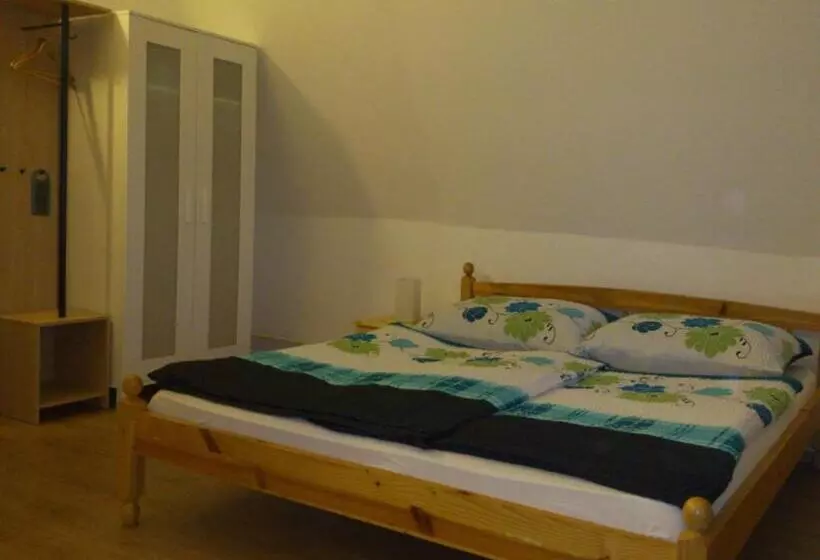 هتل Horváth Fogadó Panzió