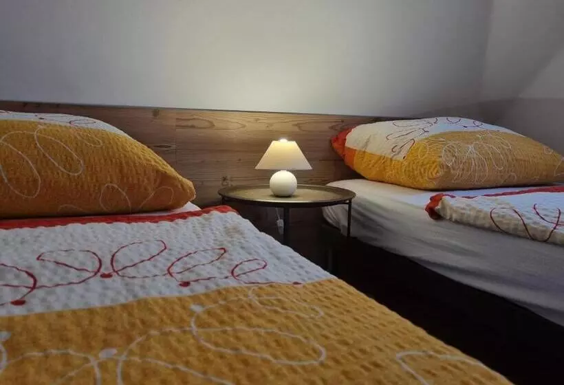 هتل Horváth Fogadó Panzió