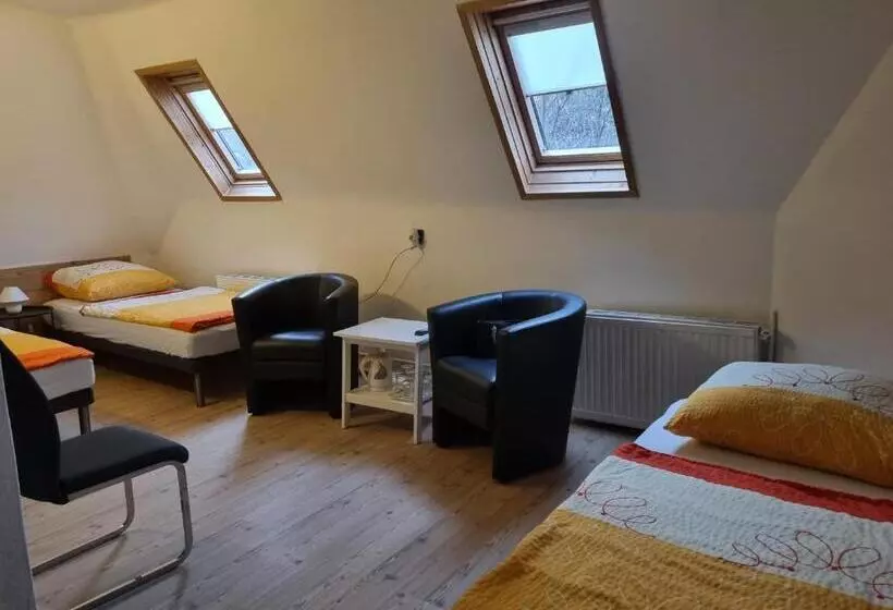 هتل Horváth Fogadó Panzió