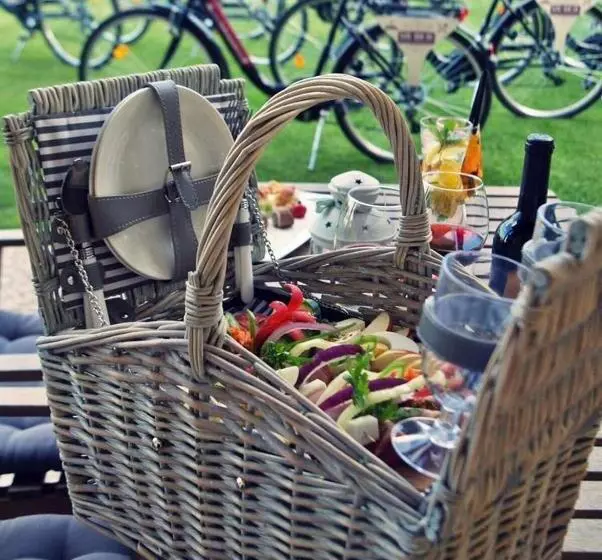 Отель Huber Panzió