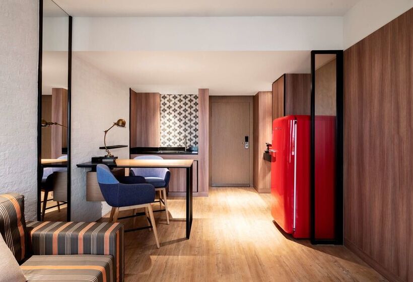 هتل Jen Singapore Tanglin By Shangrila