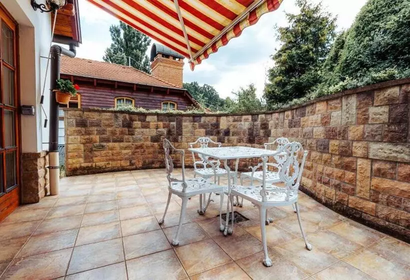 فندق Kulacs Csarda Panzio