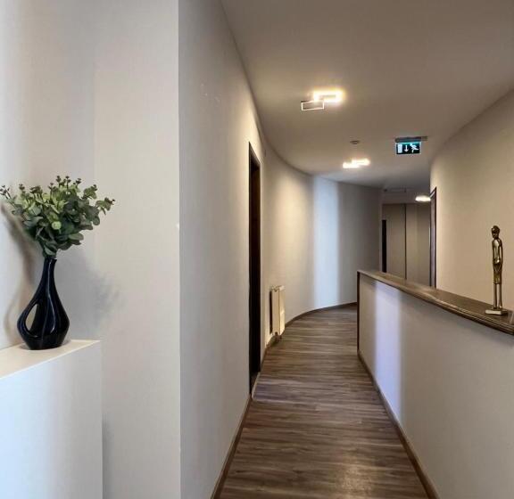 فندق Nussbaum Panzio