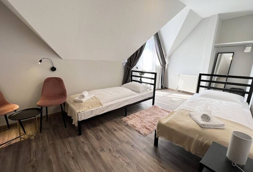 فندق Nussbaum Panzio