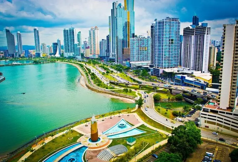 Отель Plaza Paitilla Inn