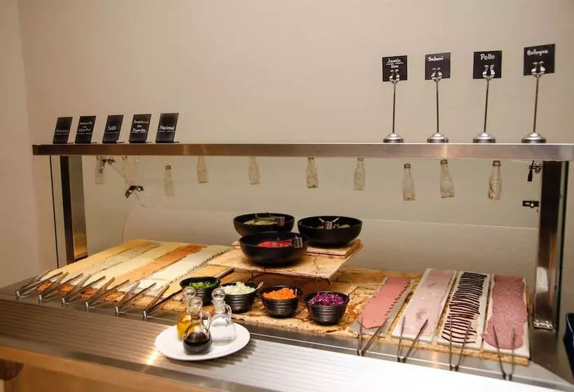 Отель Plaza Paitilla Inn