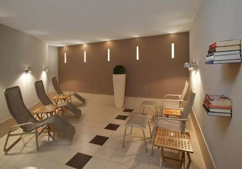 ホテル Polonia Palace