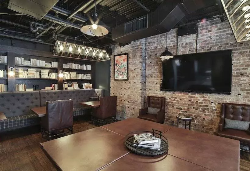 Q&c Hotel And Bar New Orleans, Autograph Collection