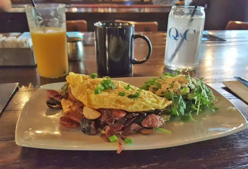 Q&c Hotel And Bar New Orleans, Autograph Collection