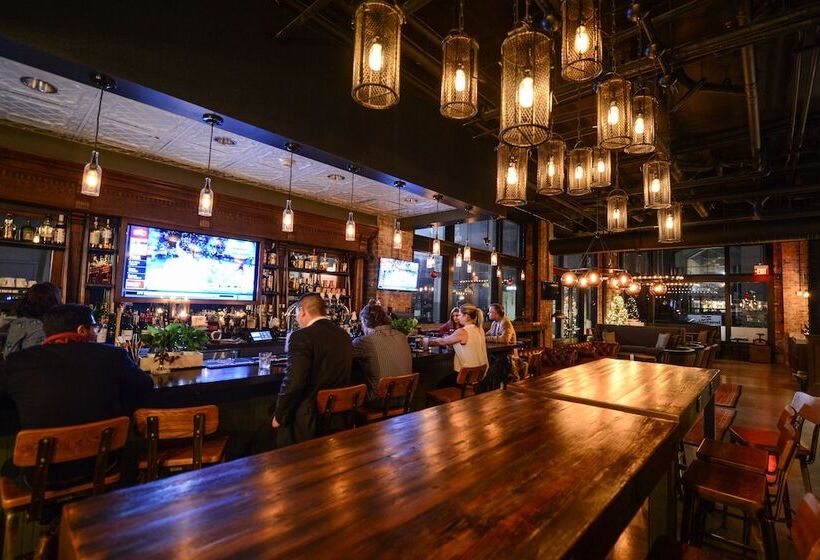 Q&c Hotel And Bar New Orleans, Autograph Collection