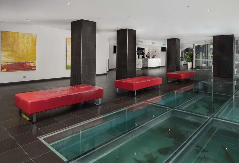 בית מלון כפרי Rydges Sydney Central