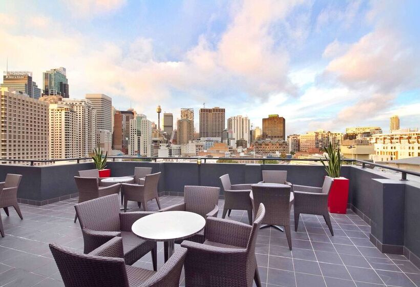 בית מלון כפרי Rydges Sydney Central