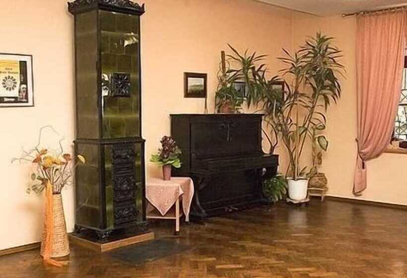 Logis Hotel Stadt Neustadt