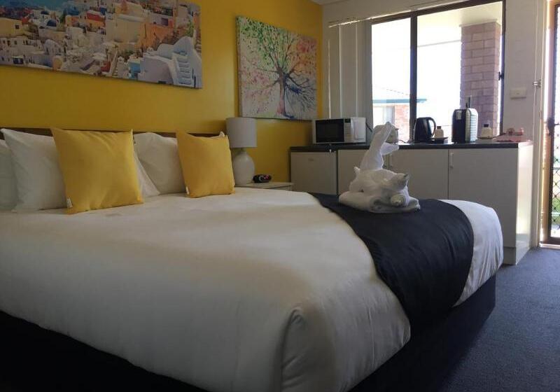 Crescent Motel Taree