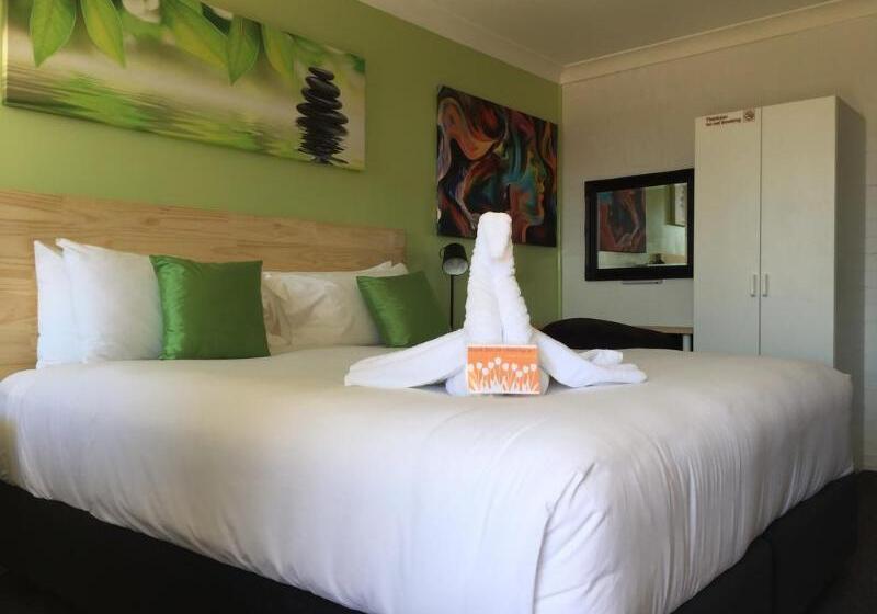 Crescent Motel Taree