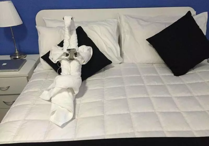 Crescent Motel Taree