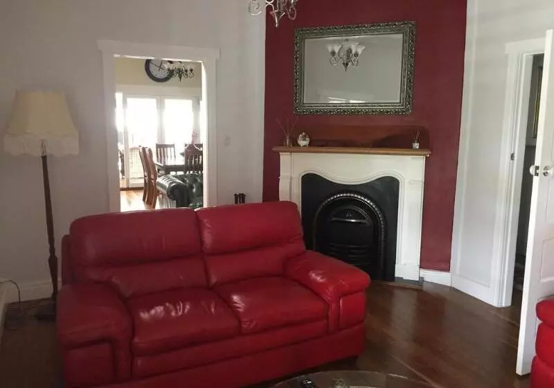 Crescent Motel Taree