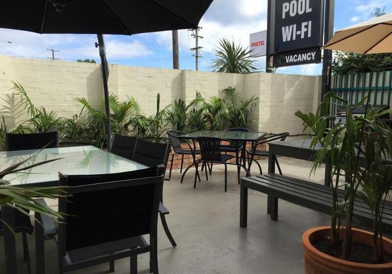 Crescent Motel Taree