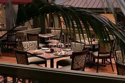 Embassy Suites Hotel Intl Airport