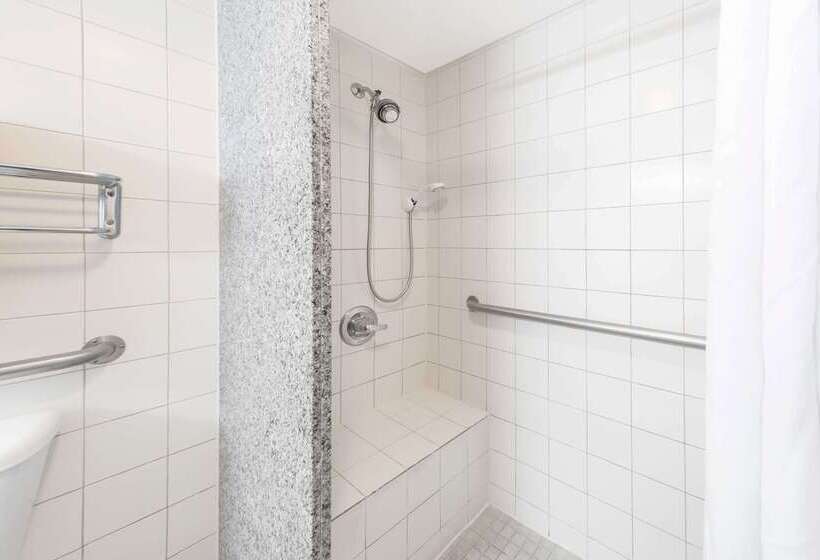 호텔 Days Inn By Wyndham Adel I 75