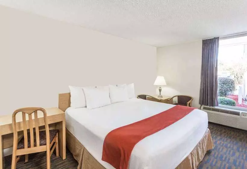 فندق Days Inn By Wyndham Adel I 75