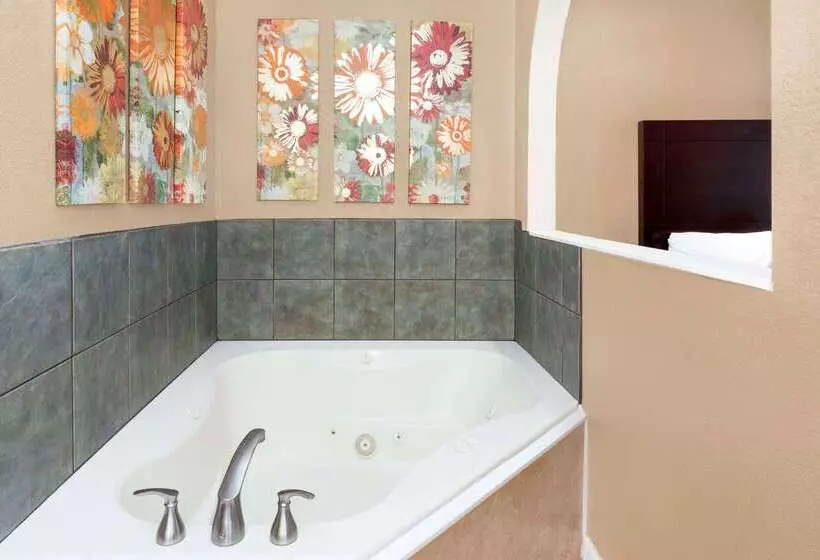 בית מלון כפרי Days Inn By Wyndham Arcadia   Louisiana La