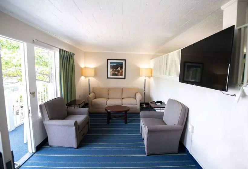 호텔 Days Inn By Wyndham Bar Harbor