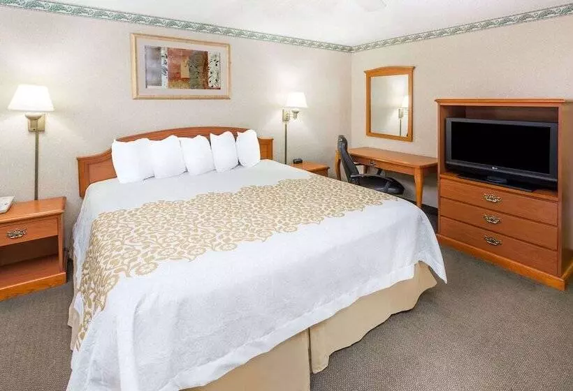 Отель Days Inn By Wyndham Batesville