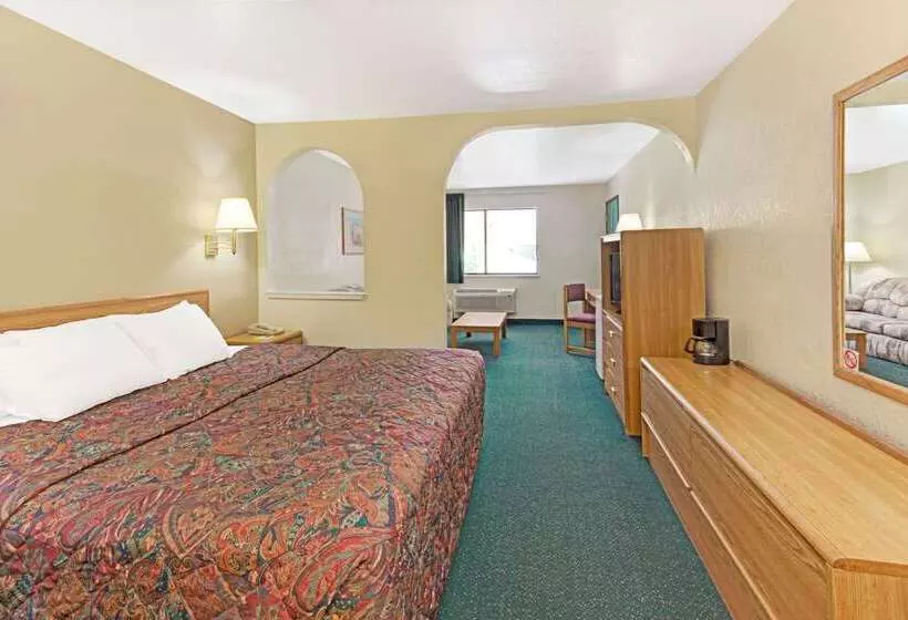 Otel Days Inn By Wyndham Espanola