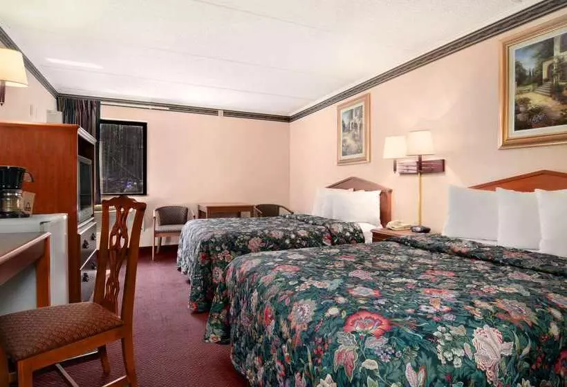 Otel Days Inn By Wyndham Espanola