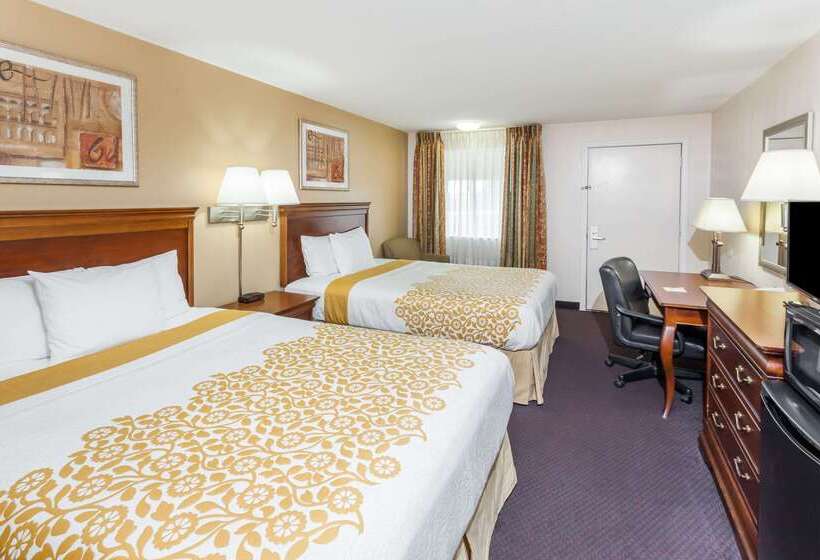 فندق Days Inn By Wyndham Fort Wayne